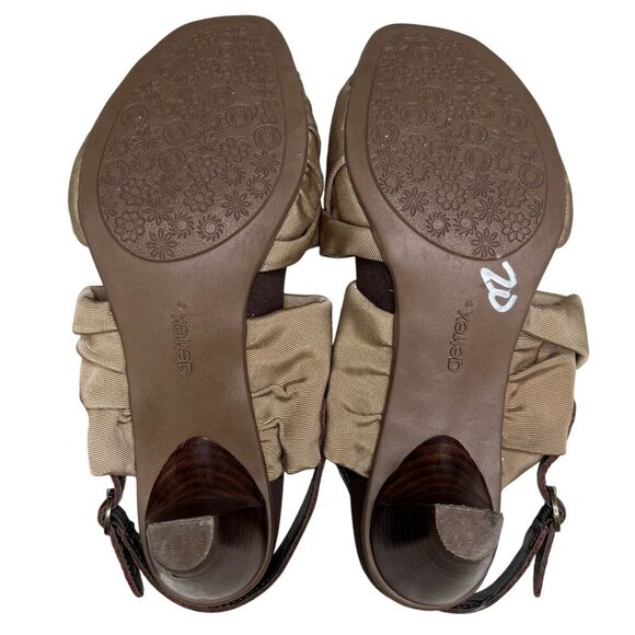 Aetrex - Essence™ Jamie Double Band Stretch Heel Sandal in Tan |Taupe Color| 9W - Picture 10 of 13